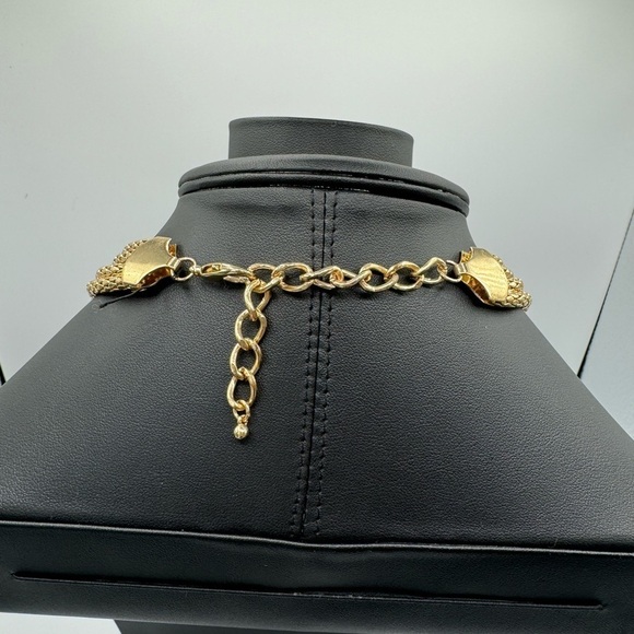 Knotted Gold Tone necklace, clasp with an extender - Picture 7 of 7